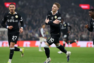 পেদ্রোর হ্যাটট্রিকে চেলসির দাপুটে জয়