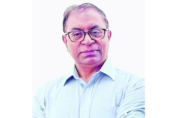 সরকারকে বিতর্কিত নীতিকৌশল থেকে বিরত থাকতে হবে