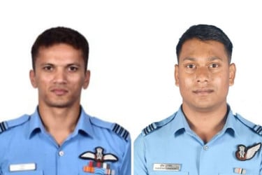 ভারতে যুদ্ধবিমান বিধ্বস্ত, দুই পাইলট নিহত