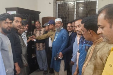 শুভসংঘের উদ্যোগে আখাউড়া রেলওয়ে স্টেশন লাইব্রেরি