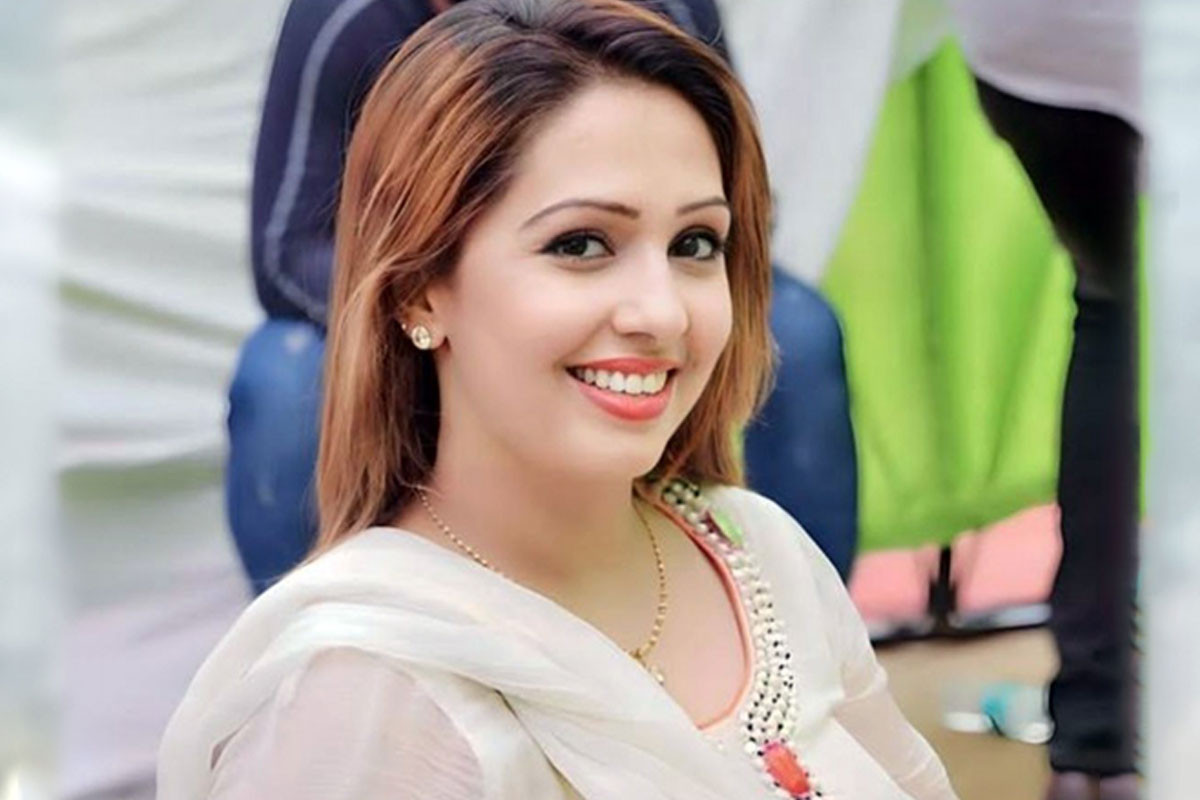 কানাডায় ভারতীয় বংশোদ্ভূত ইউটিউবার ন্যান্সি গ্রেওয়ালকে ছুরিকাঘাতে হত্যা