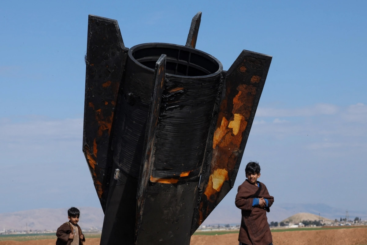 ইরানে হামলা করে অস্ত্র সংকটে যুক্তরাষ্ট্র, চিন্তায় মিত্ররা