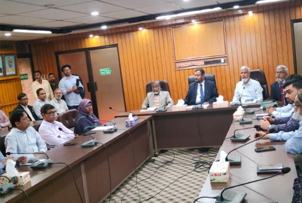 কৃষি সচিবের বারি পরিদর্শন