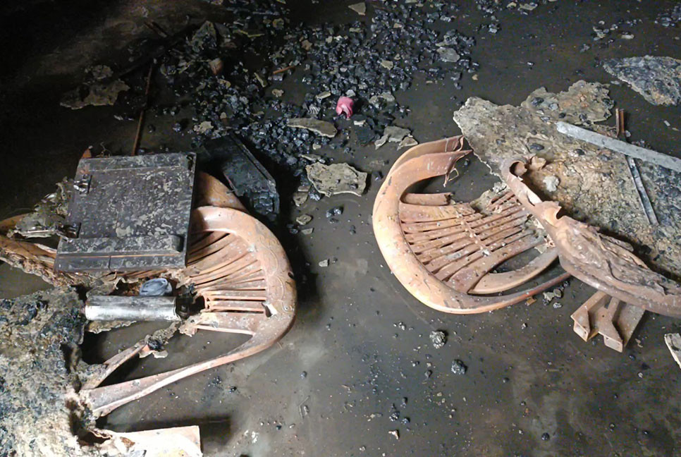 ঝিনাইদহে বিএনপির কার্যালয়ে দুর্বৃত্তদের আগুন