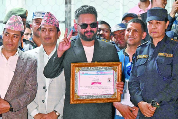 নেপালে নির্বাচনে জেন-জিদের বাজিমাত প্রধানমন্ত্রী বালেন্দ্র