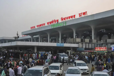 সাত দিনে মধ্যপ্রাচ্যগামী ২৪৫ ফ্লাইট বাতিল