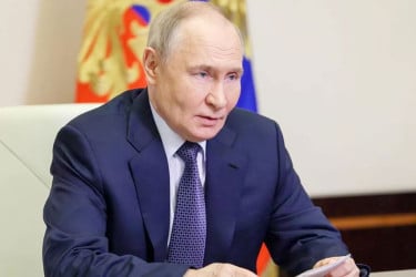 ইরান যুদ্ধ নিয়ে মুখ খুললেন পুতিন