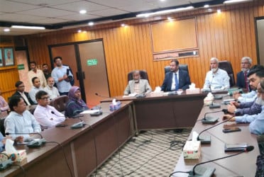 কৃষি সচিবের বারি পরিদর্শন