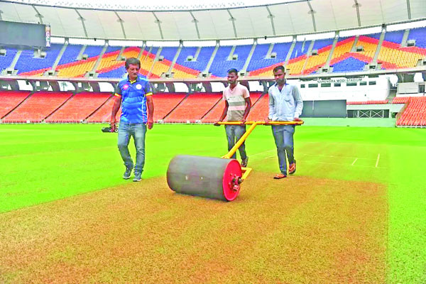 স্বাগতিকদের সুবিধা দিতে উইকেটে পরিবর্তন!