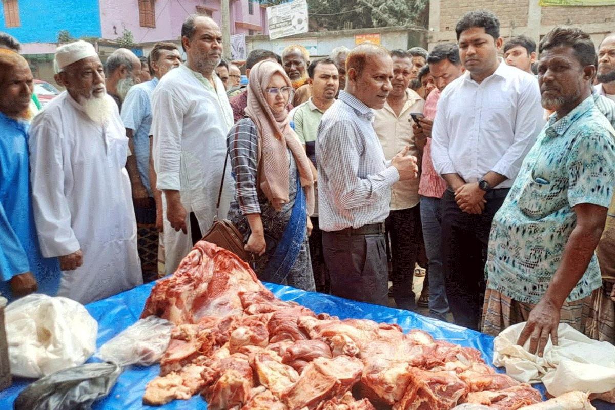 ঘোড়াঘাটে অসুস্থ গরুর মাংস বিক্রির অভিযোগ, ব্যবসায়ীকে জরিমানা