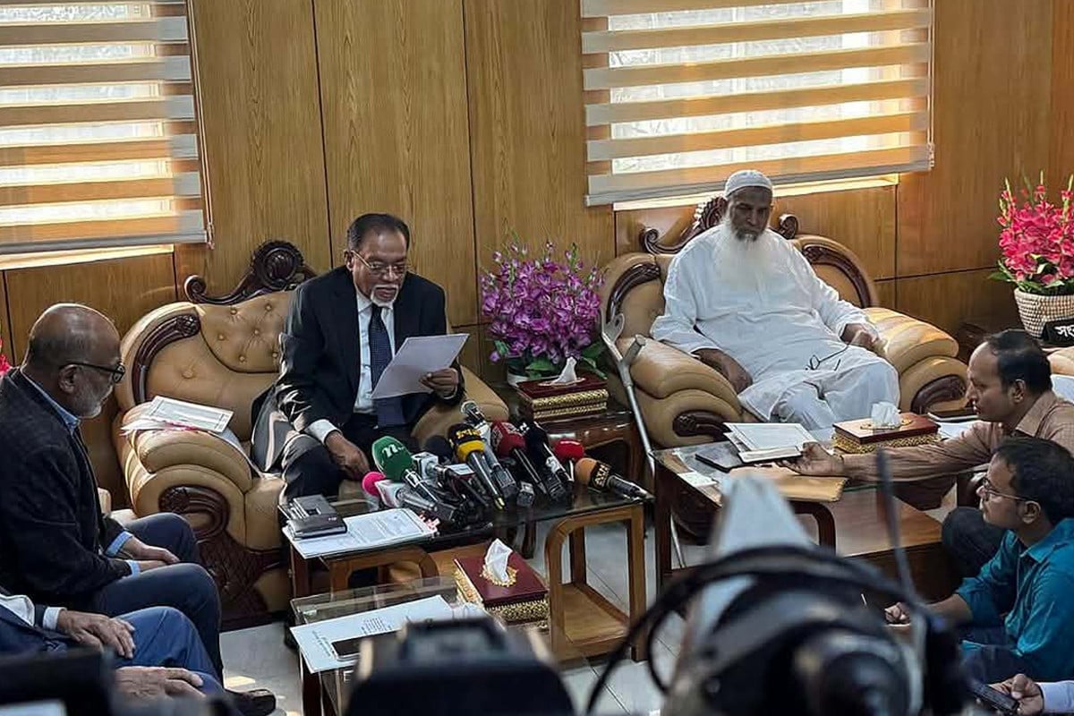 ১৫ মার্চের মধ্যে সম্মানী পাবেন ইমাম-মুয়াজ্জিন ও ধর্মীয় নেতারা