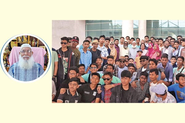 শিক্ষকতায় ৩৬ বছর