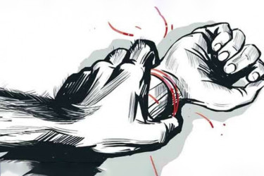 ভারতে চরম বর্বরতা, বাড়িতে ঢুকে ৯০ বছরের বৃদ্ধাকে গণধর্ষণ!