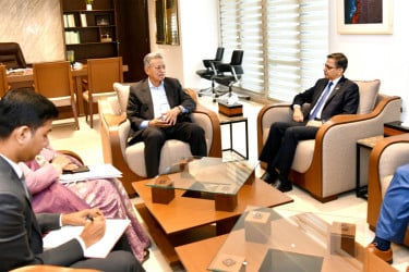 ভারতের প্রকল্প নিয়ে সমস্যা সমাধানের আশ্বাস প্রণয় ভার্মার