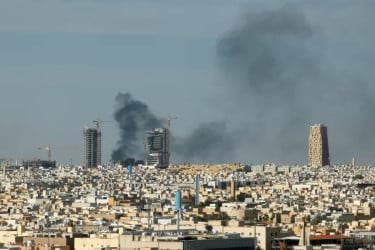 ১৪০০ হামলা করেছে ইরান, জানাল আমিরাতে