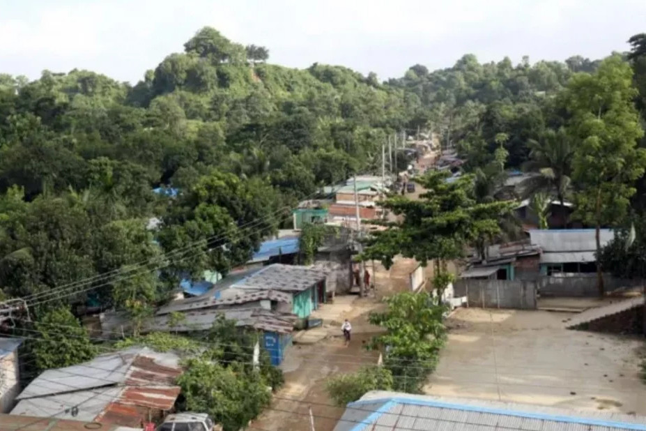 সীতাকুণ্ডের জঙ্গল সলিমপুরে যৌথ বাহিনীর অভিযান