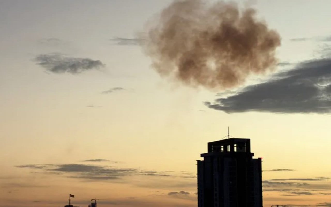 বাহরাইনে ড্রোন হামলা, আহত ৩২