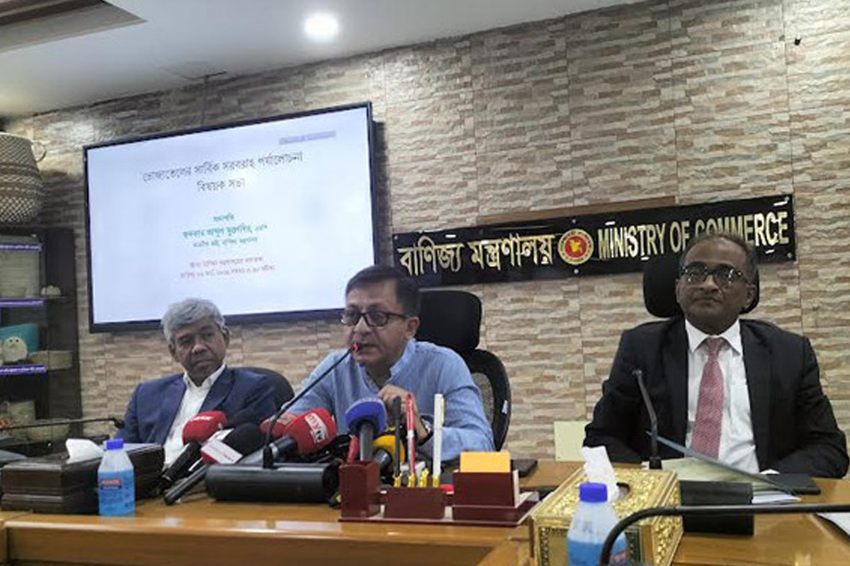 ভোজ্যতেলের দাম এক ফোঁটাও বাড়বে না: বাণিজ্যমন্ত্রী