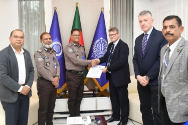 আইজিপির সঙ্গে ইইউ ইলেকশন অবজারভেশন মিশন প্রতিনিধিদলের সাক্ষাৎ