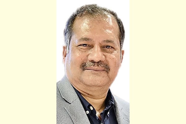 তামাক ‘প্রকাশ্যে ব্যবহার নিষিদ্ধের’ প্রস্তাব