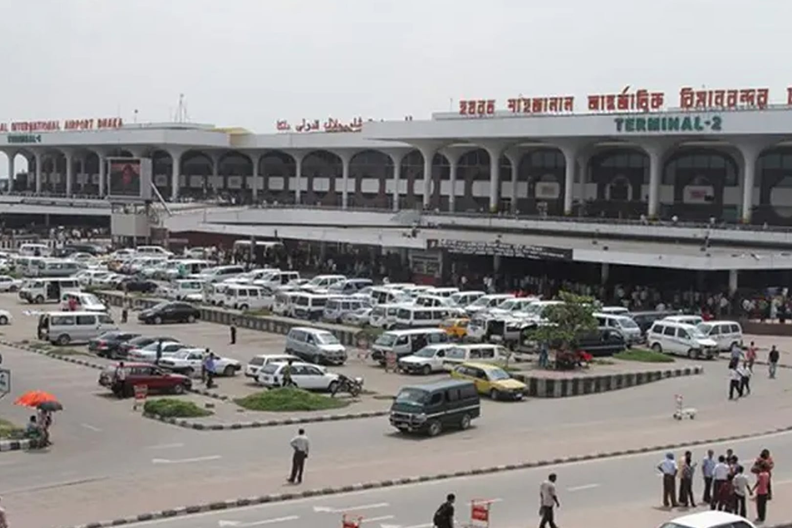 শাহজালালে ৩৬১ ফ্লাইট বাতিল