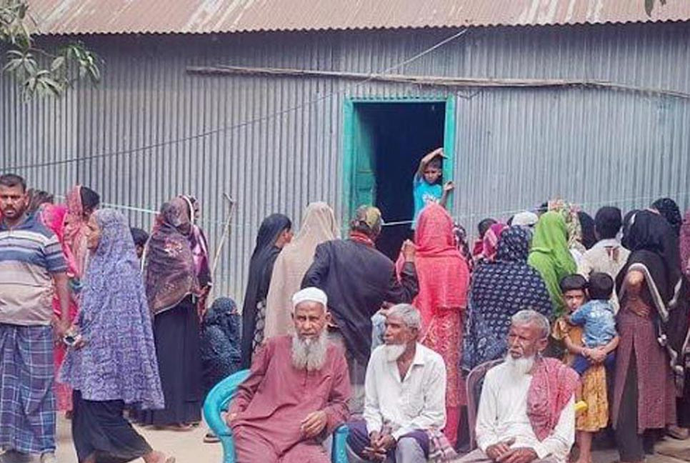 সৌদিতে ক্ষেপণাস্ত্র হামলায় নিহত মোশাররফের পরিবারে মাতম