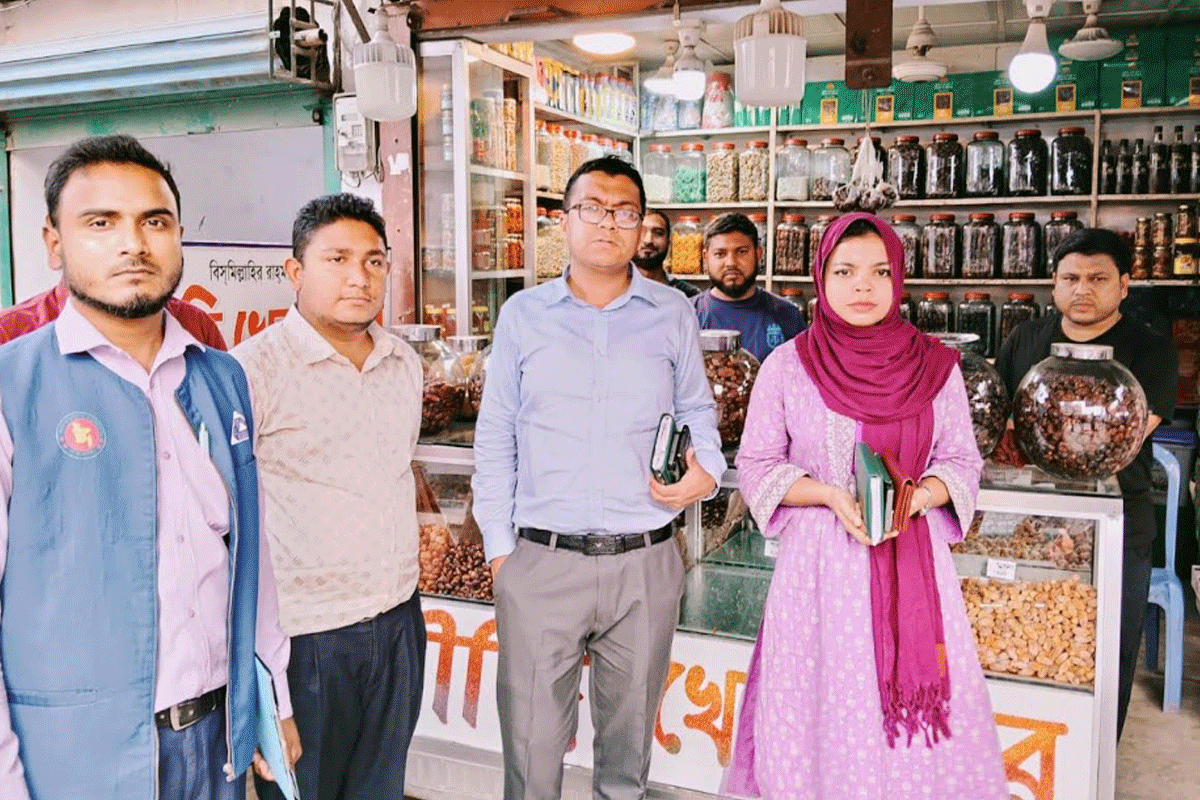 জয়পুরহাটে ফিলিং স্টেশনসহ ৩ প্রতিষ্ঠানকে জরিমানা