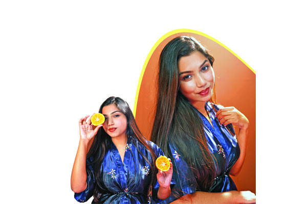 ঈদের প্রস্তুতিতে ‘সৌন্দর্যচর্চা’