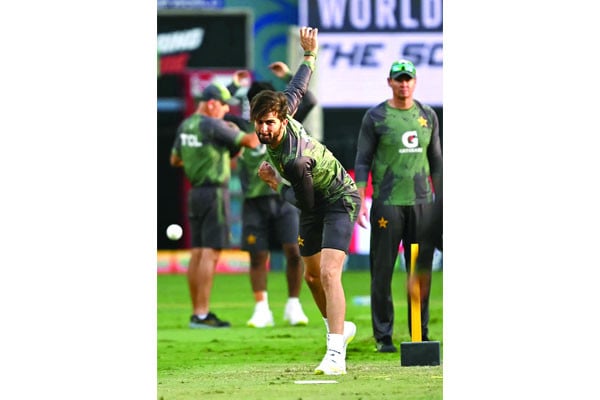 পেসারেই ভরসা আফ্রিদির