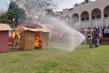 গোপালগঞ্জে অগ্নিকাণ্ড ও ভূমিকম্প বিষয়ক মহড়া