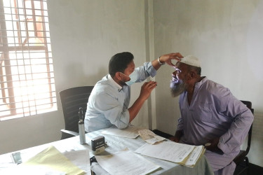 কুড়িগ্রামে দুর্গম চরাঞ্চলে বিনা মূল্যে চক্ষু ক্যাম্প