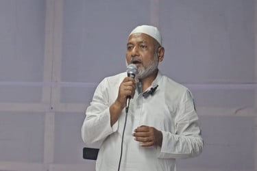 ‘সিনা টান করে বলবেন বাড়ি টুঙ্গিপাড়া, আমরাও ধানের শীষে ভোট দিয়েছি’