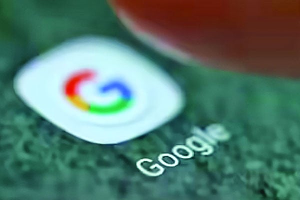 ফোনের চার্জ গ্রাসকারী অ্যাপ চিনিয়ে দেবে গুগল