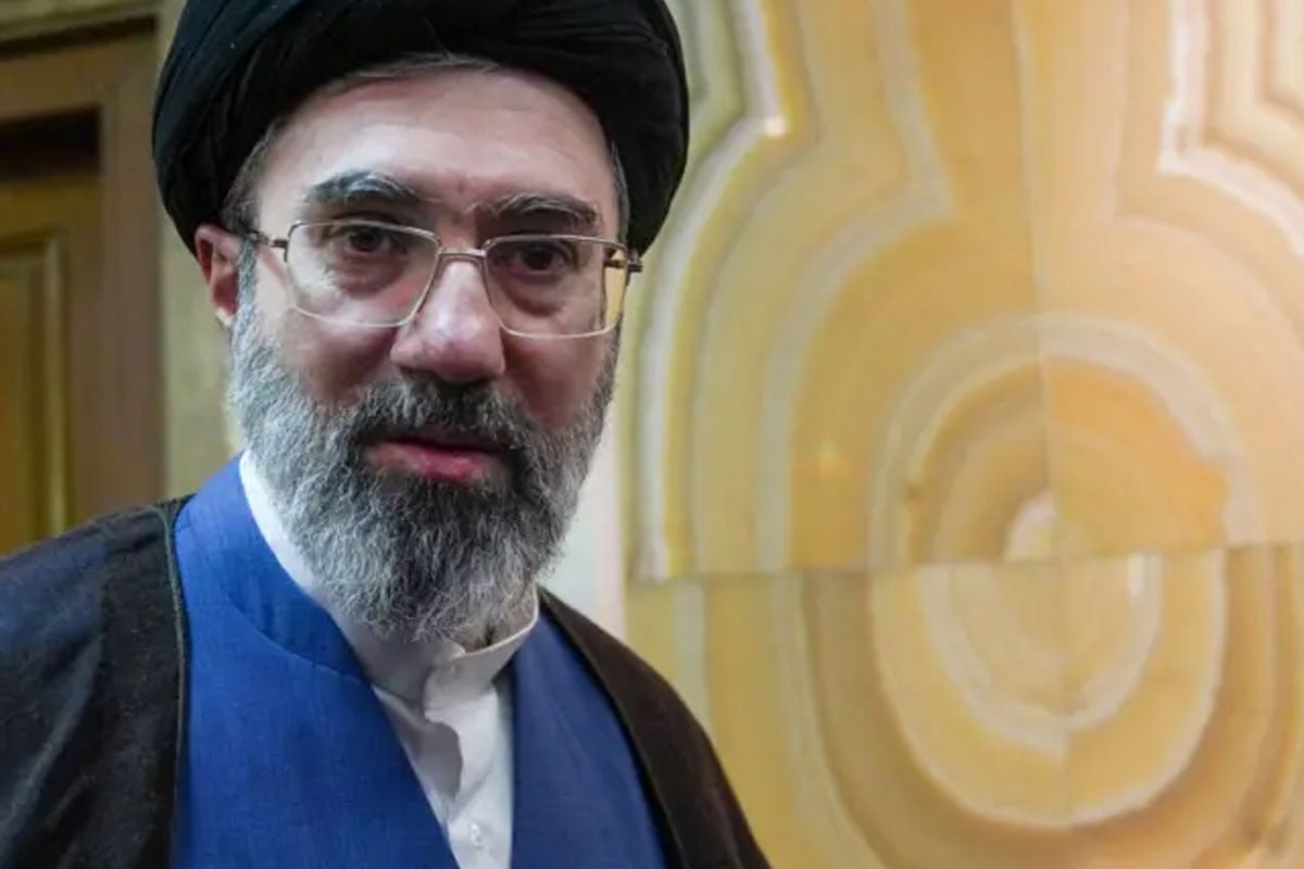 ইরানের নতুন সর্বোচ্চ নেতা কেমন আছেন জানালেন প্রেসিডেন্টের ছেলে