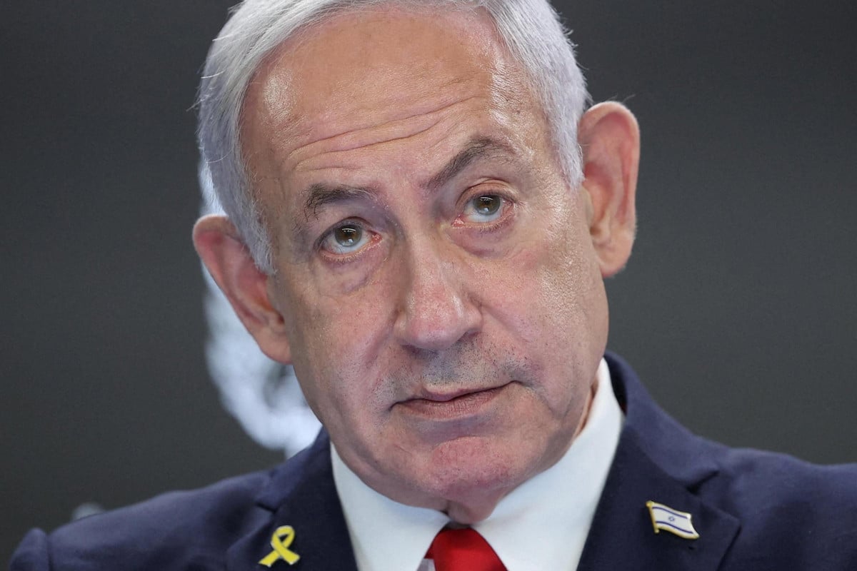 অতি অহংকারে ইরানে হামলা, পতনের মুখে নেতানিয়াহু?