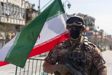 বিক্ষোভে নামলে শত্রু হিসেবে চিহ্নিত করার হুঁশিয়ারি ইরান পুলিশের