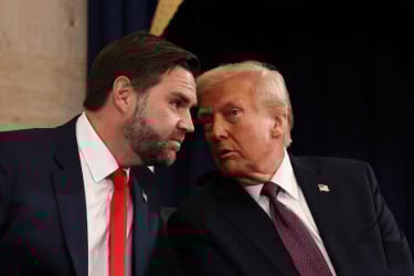 ইরান যুদ্ধ নিয়ে ভাইস প্রেসিডেন্ট ভ্যান্সের সঙ্গে মতপার্থক্য ট্রাম্পের