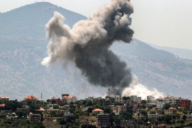 দক্ষিণ লেবাননে ইসরায়েলি ড্রোন হামলায় নিহত ৩