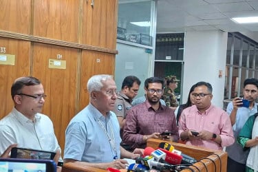 বগুড়া-৬ ও শেরপুর-৩ আসনের নির্বাচনে গণভোট থাকছে না : ইসি সচিব