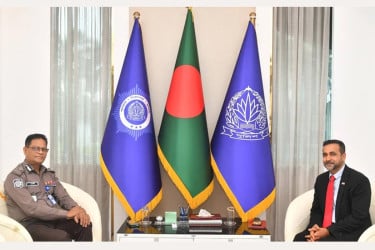 আইজিপির সঙ্গে এফবিআই প্রতিনিধি দলের সাক্ষাৎ