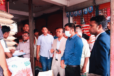 উলিপুরে ভ্রাম্যমাণ আদালতের অভিযানে জরিমানা