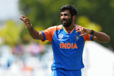 বিশ্বকাপে ফিট থাকতে টি-টোয়েন্টির বদলে ওয়ানডেতে মনোযোগ দেবেন বুমরাহ