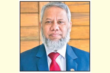 সব আমলেই সুবিধা পেয়েছেন উপাচার্য ডা. জাওয়াদ