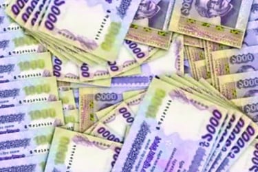 বেড়েছে নগদ টাকার চাহিদা