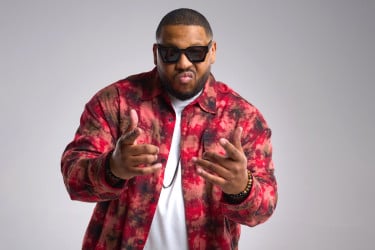 মধ্যপ্রাচ্যে সংঘাতের জেরে ভারত সফর বাতিল করলেন র‍্যাপার ফ্লিপারচি