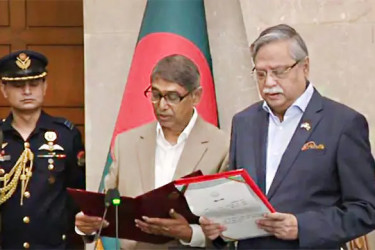 মন্ত্রী হলেন আহমেদ আযম খান