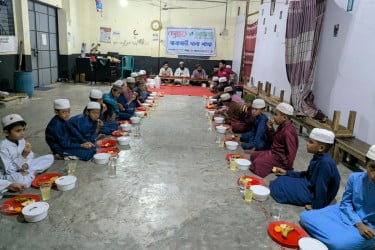 বসুন্ধরা শুভসংঘের উদ্যোগে এতিম ও সুবিধাবঞ্চিত শিশুদের নিয়ে ইফতার