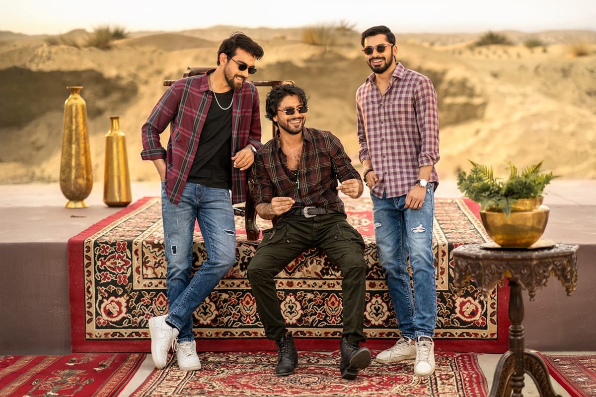 ঈদে ইজি ফ্যাশনের বর্ণিল শার্ট