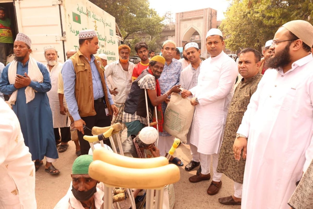ধনী-গরিব সবার হাসিতেই উৎসবের সার্থকতা: ডিসি জাহিদ