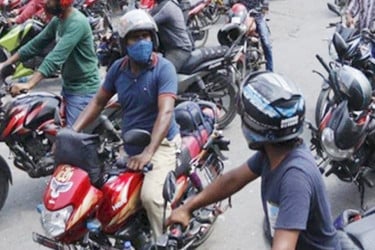 সিলেটে পুলিশের যে নির্দেশনা মানতে হবে মোটরসাইকেল চালকদের